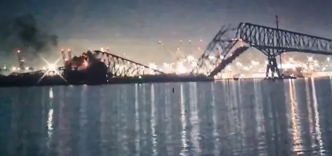 ABD’DE BULUNAN FRANCİS SCOTTY KEY KÖPRÜSÜNÜN SANİYELER İÇİNDE YIKILMASI