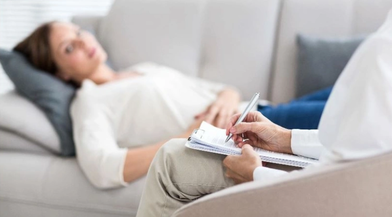 Sahte şifacılara dikkat! Psikiyatrist kılığına girdiler…