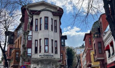 Fotoğrafçıların Yeni Gözdesi, Nostalji Cenneti Kuzguncuk – Özkan YILDIKO