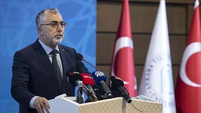 Emekli maaşına zam geliyor!