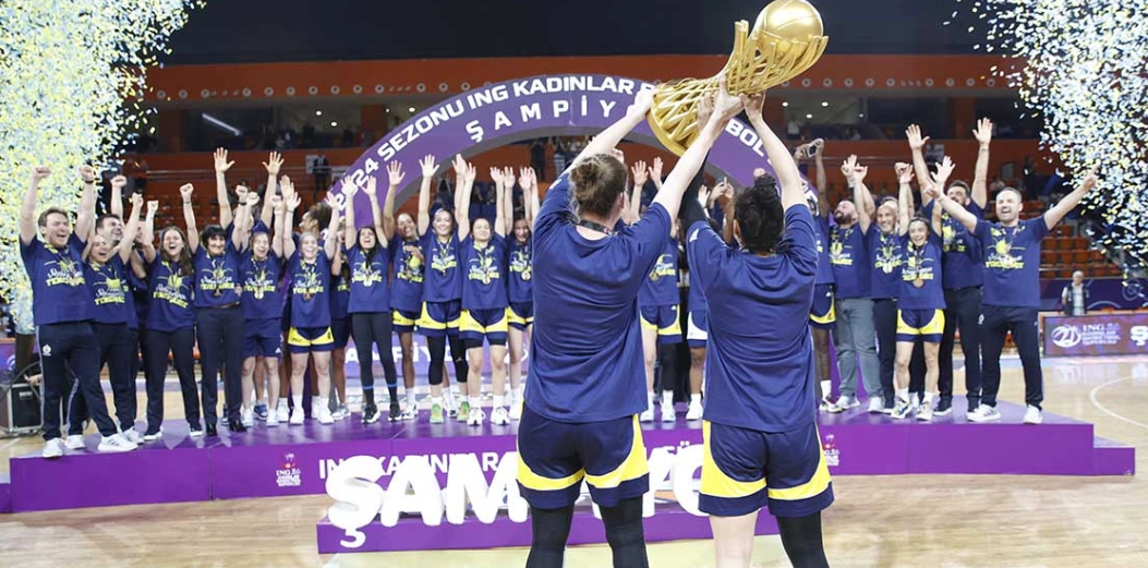 Fenerbahçe Alagöz Holding Namağlup Şampiyon!.. Fenerbahçe Alagöz Holding Namağlup Şampiyon!..