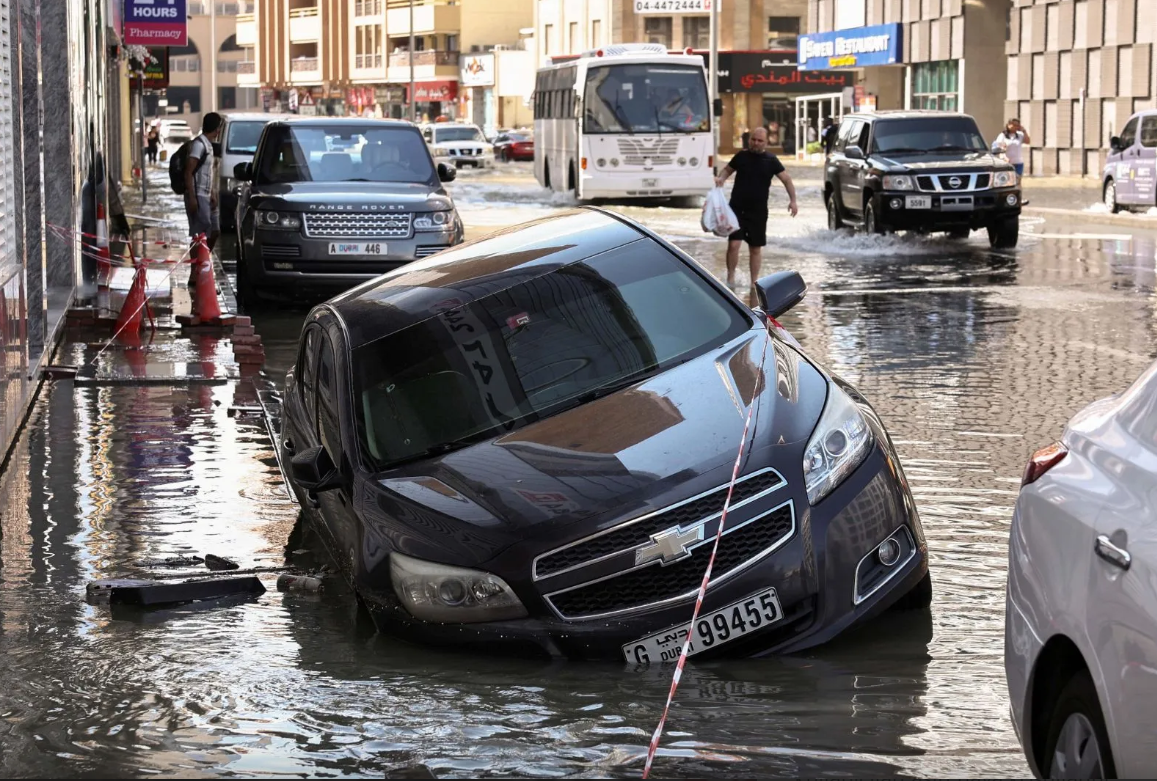 Dubai’deki sel felaketi ile ilgili çarpıcı iddia: Nedeni bulut tohumlaması mı?.. Dubai’deki sel felaketi ile ilgili çarpıcı iddia: Nedeni bulut tohumlaması mı?..