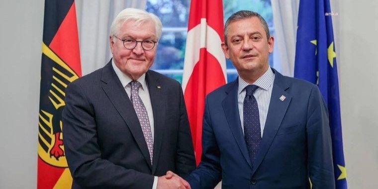Almanya Cumhurbaşkanı, CHP Genel Başkanı Özgür Özel ile görüştü Almanya Cumhurbaşkanı, CHP Genel Başkanı Özgür Özel ile görüştü