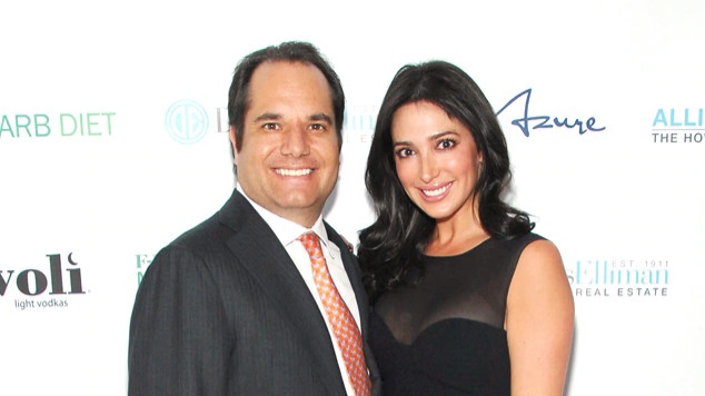 Lauren’i yatakta yakaladı