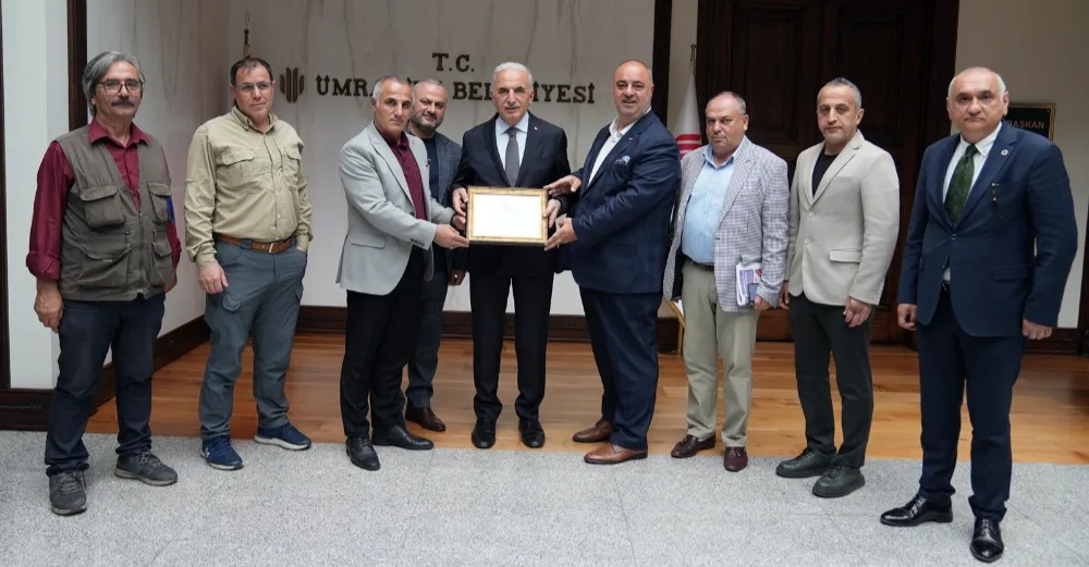 YGD’li gazetecilerden Başkan İsmet Yıldırım’a ziyaret