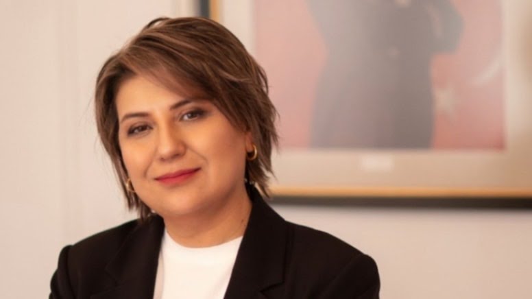 Çankaya Belediye Başkan Yardımcısı Gülsün Bor intihar etti