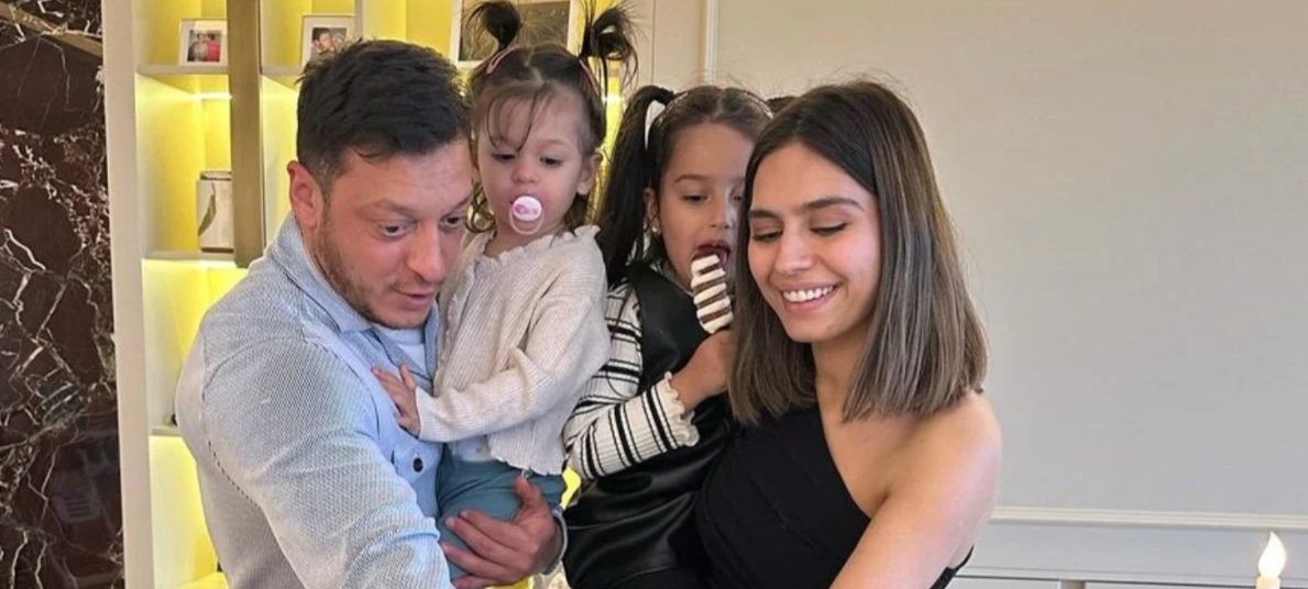 Amine Gülşe’den doğum günü paylaşımı