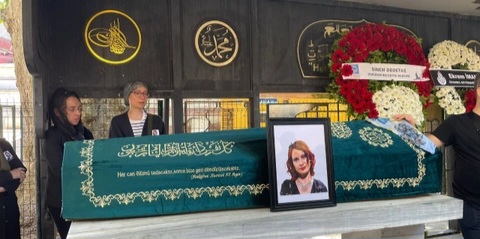 Prof. Dr. Özlem Kumrular son yolculuğuna uğurlandı Prof. Dr. Özlem Kumrular son yolculuğuna uğurlandı