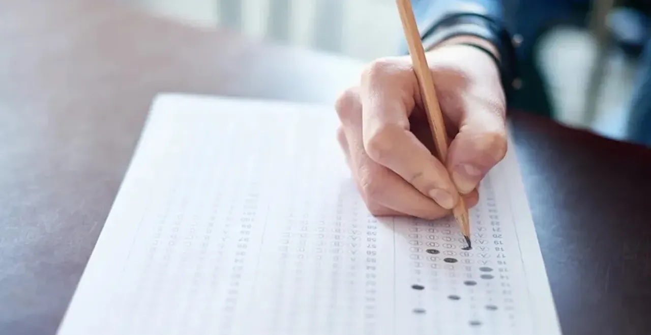 LGS heyecanı başladı: 1 milyon 38 bin öğrenci sınava giriyor LGS heyecanı başladı: 1 milyon 38 bin öğrenci sınava giriyor