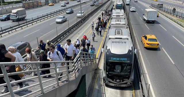 15 Temmuz günü toplu taşıma araçları ücretsiz mi?