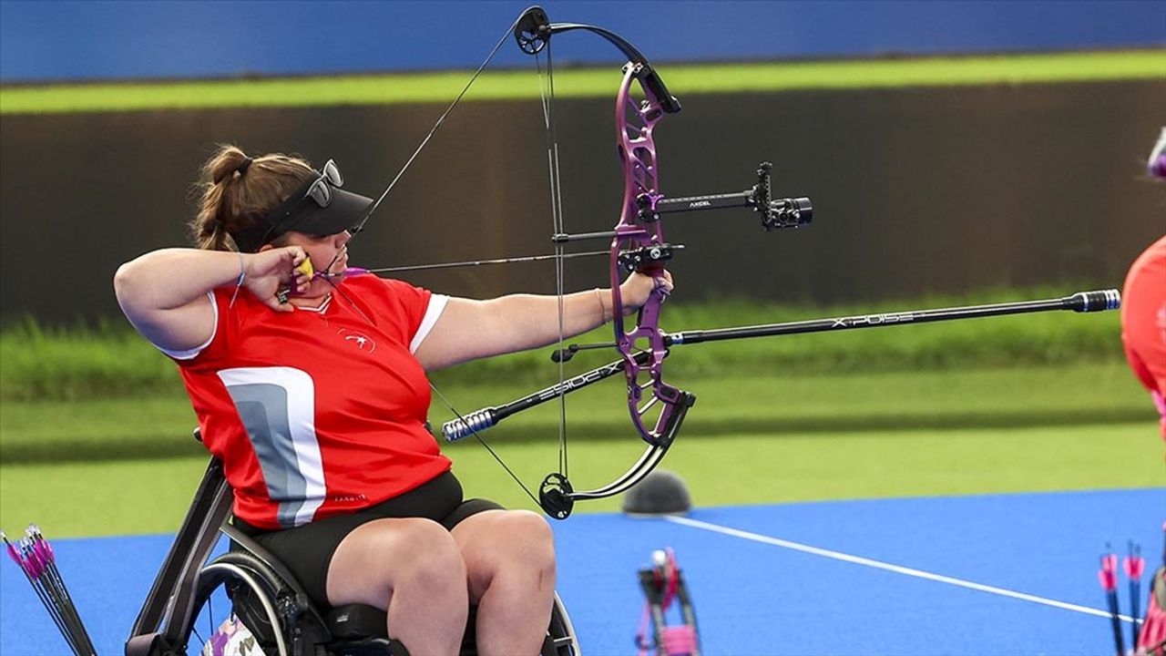 Milli para okçu Öznur Cüre Girdi, Paris 2024’te altın madalya kazandı