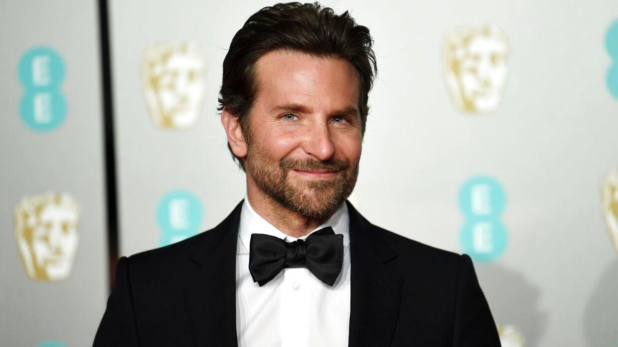 Bradley Cooper’ın “dad flannel” kombinesi dikkat çekti