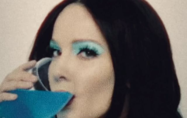 Halsey’den yeni albüm “The Great Impersonator” için geri sayım devam ediyor Halsey’den yeni albüm “The Great Impersonator” için geri sayım devam ediyor