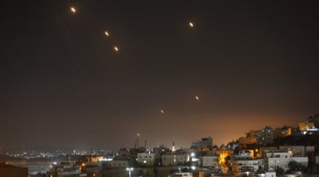 Ortadoğu’da artan gerilim: İran, İsrail’e balistik füzeler fırlattı