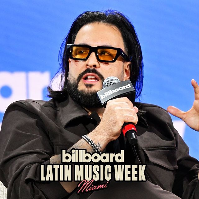 Üretici ve söz yazarı Atella, Billboard Latin Week’te Müzik Endüstrisindeki Değişen İlişkileri Anlattı Üretici ve söz yazarı Atella, Billboard Latin Week’te Müzik Endüstrisindeki Değişen İlişkileri Anlattı