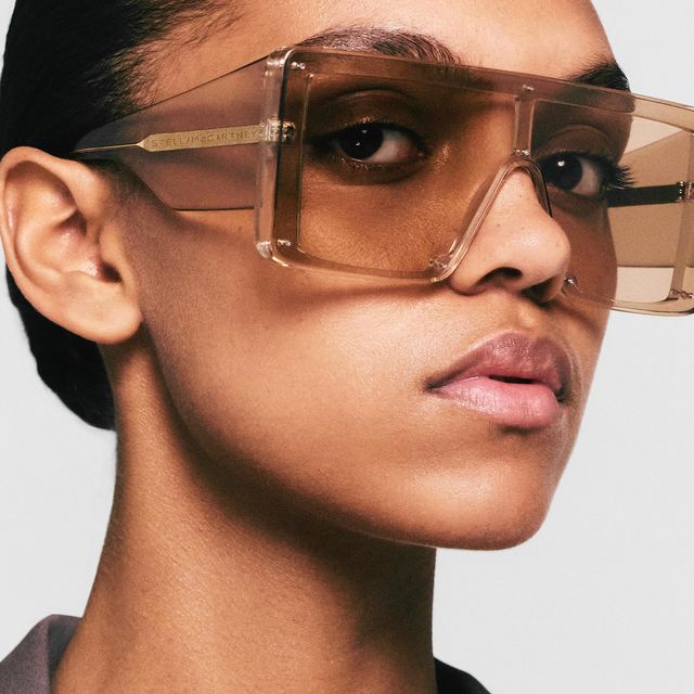 Stella McCartney Yeni Gözlük Koleksiyonunu Tanıttı Stella McCartney Yeni Gözlük Koleksiyonunu Tanıttı