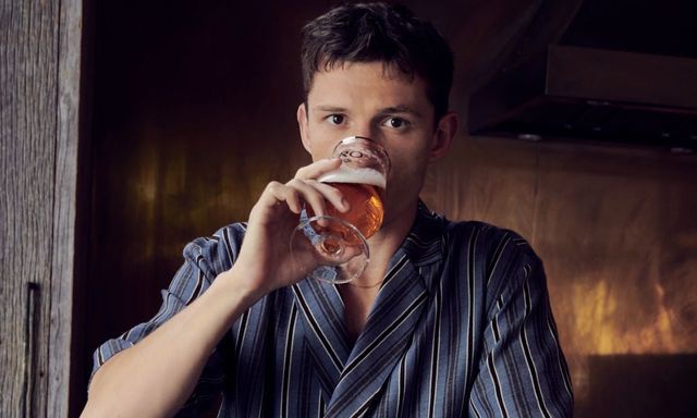 Tom Holland, yeni alkolsüz bira markası “BERO”yu duyurdu