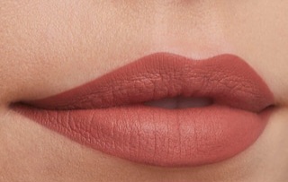 Estée Lauder, markası yeni ürünü piyasaya sürdü Estée Lauder, markası yeni ürünü piyasaya sürdü