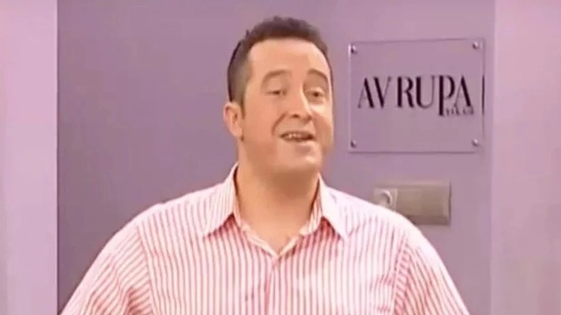 Oyuncu Vural Çelik hayatını kaybetti! Sanat dünyasında üzüntü yarattı