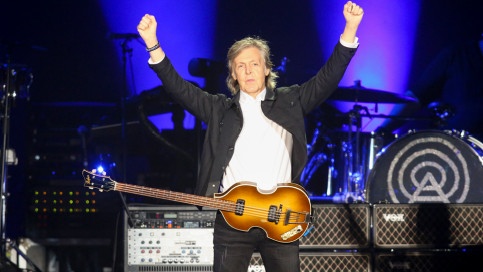 Paul McCartney, Brezilya’dan ayrılmadan önce özel bir hediyeye kavuştu