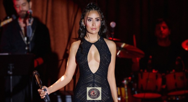 Şarkıcı Hande Ünsal’dan hamle geldi! Sahnede herkes özgürdür