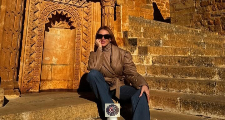 Hadise’nin, Mardin gezisi pozları gündem oldu! Hadise’nin, Mardin gezisi pozları gündem oldu!