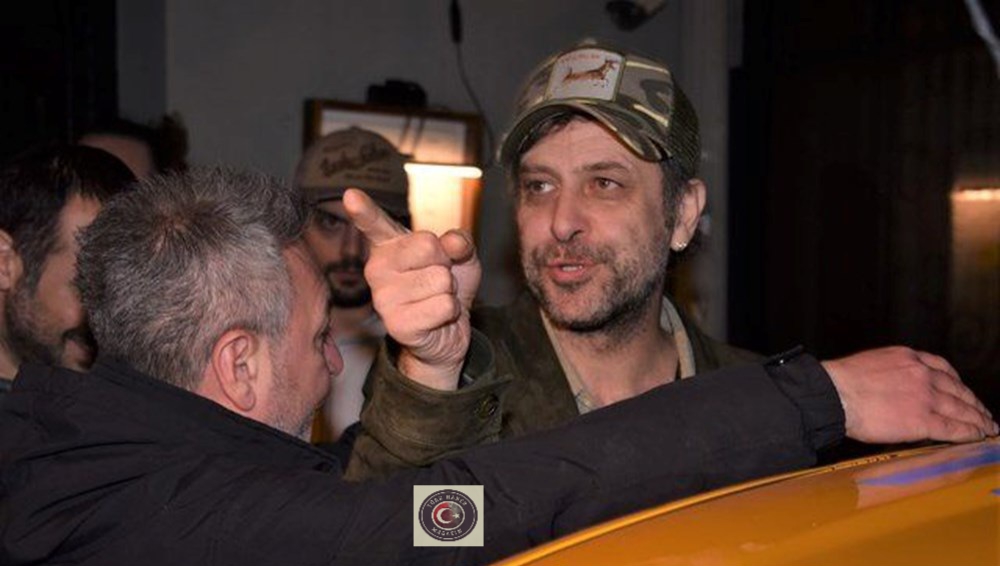 Oyuncu Nejat İşler, Asmalımescit’te bir mekandan çıkarken zor anlar yaşadı