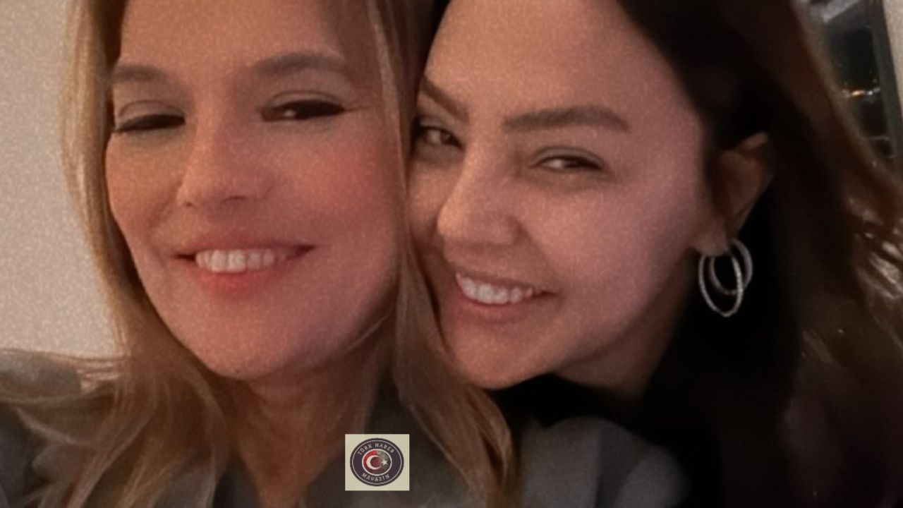 Demet Akalın ve Ebru Gündeş otelde buluştu… Demet Akalın ve Ebru Gündeş otelde buluştu…
