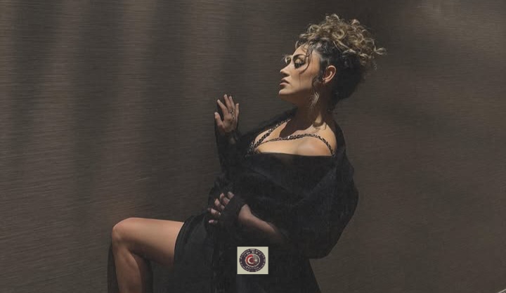 Şarkıcı Dilan Çıtak, Türk Haber Magazin’e poz verdi! Özel açıklamalarda bulundu…