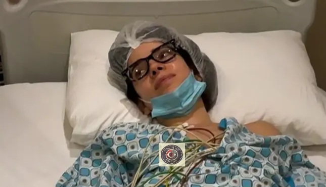 Oyuncu Elvin Levinler, kalp ameliyatı geçirdiğini duyurdu! Hayranları merak içinde… Oyuncu Elvin Levinler, kalp ameliyatı geçirdiğini duyurdu! Hayranları merak içinde…