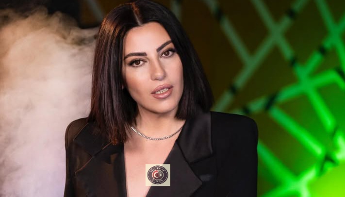 Şarkıcı Selcan Asyalı’nın meme kanseriyle mücadelesi ile güçlü bir duruş sergiliyor