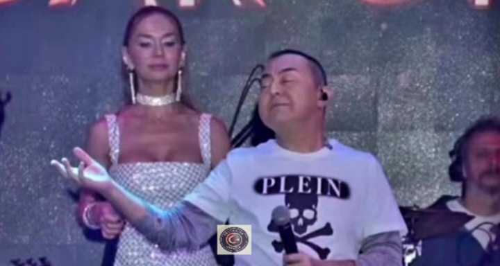 Şarkıcı Serdar Ortaç, Maslak’ta Türk Haber Magazin’e röportaj verdi