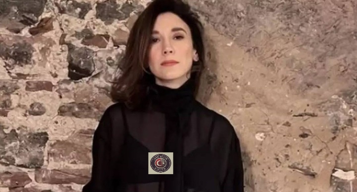 Oyuncu Sibel Kekilli, 46. Film Festival Ödül Töreni’nde Türk Haber Magazin kameralarına yansıdı Oyuncu Sibel Kekilli, 46. Film Festival Ödül Töreni’nde Türk Haber Magazin kameralarına yansıdı