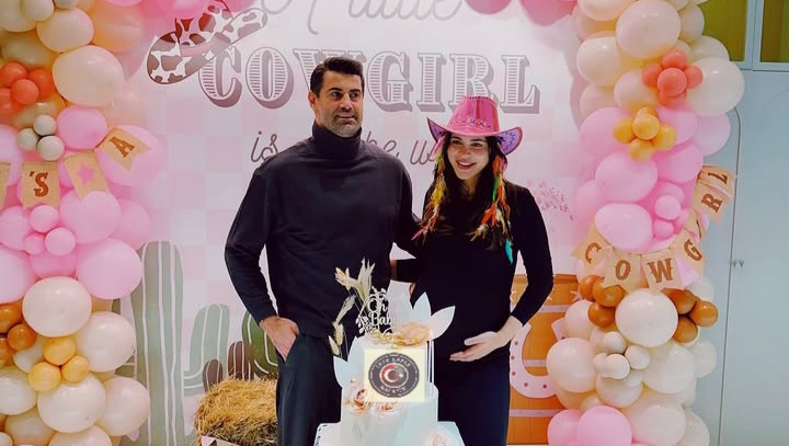 Zeynep Sever Demirel, eşi Volkan Demirel’e sürpriz bir baby shower partisi…