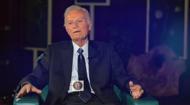 Yeşilçam’ın efsanesi Ediz Hun, sinemanın dijital platformlar yüzünden azalan popülaritesine dikkat çekti