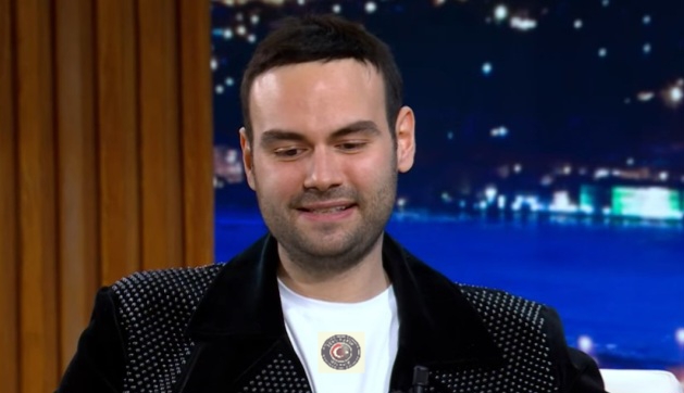 Faruk Sabancı’nın maddiyatla ilgili yaptığı açıklama oldukça dikkat çekici Faruk Sabancı’nın maddiyatla ilgili yaptığı açıklama oldukça dikkat çekici