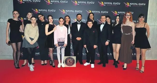 3. Hayal Gücü Ödülleri, görkemli bir törenle sahiplerini buldu 3. Hayal Gücü Ödülleri, görkemli bir törenle sahiplerini buldu