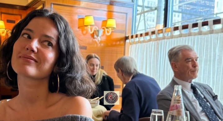 Pelin Akil, aktör Pierce Brosnan ile o anı yaşadı Pelin Akil, aktör Pierce Brosnan ile o anı yaşadı