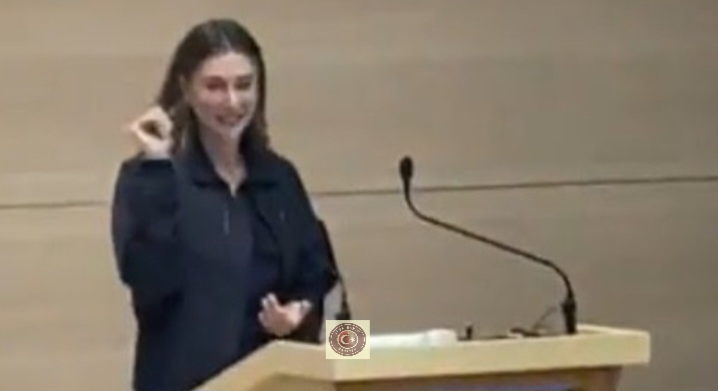 Şeyma Subaşı eczacılık öğrencilerine konferans verdi! Sosyal medyada viral oldu