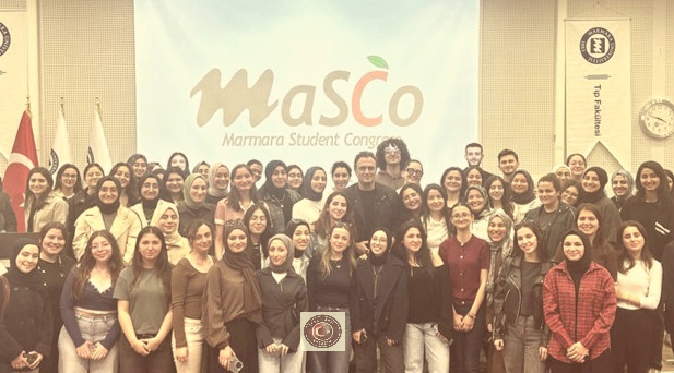 Sanat ve tıp bir araya geldi: Kutsi’den Marmara Üniversitesi öğrencilerine moral desteği Sanat ve tıp bir araya geldi: Kutsi’den Marmara Üniversitesi öğrencilerine moral desteği