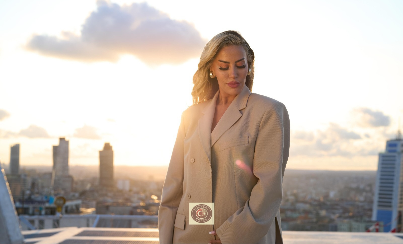 Sosyal medyada fırtına gibi esti: Maral’dan “Kal Demem” bombası! Sosyal medyada fırtına gibi esti: Maral’dan “Kal Demem” bombası!