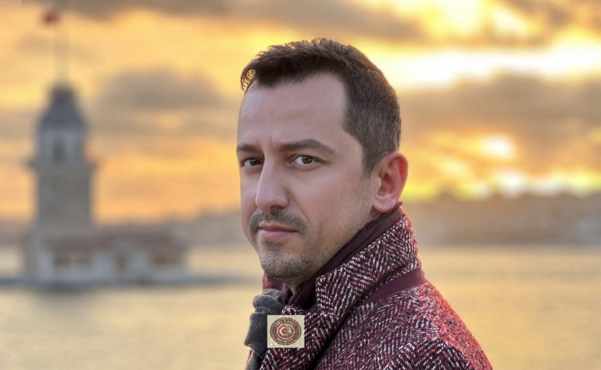 Deniz Efil’den güçlü çıkış: Sezen Aksu klasiğine yepyeni bir yorum Deniz Efil’den güçlü çıkış: Sezen Aksu klasiğine yepyeni bir yorum