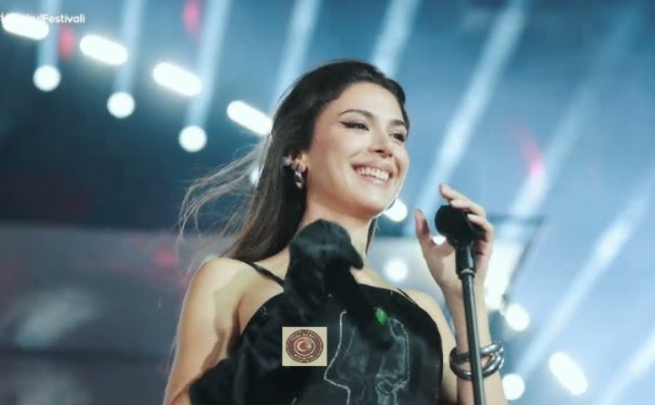 Rap sahnesine “Salına Salına” girdi! M Lisa’dan olay performans!