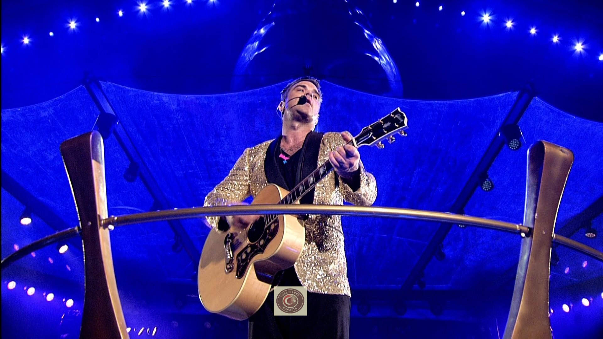 Robbie Williams geri adım attı! Gazze tepkisi İstanbul konserini vurdu!