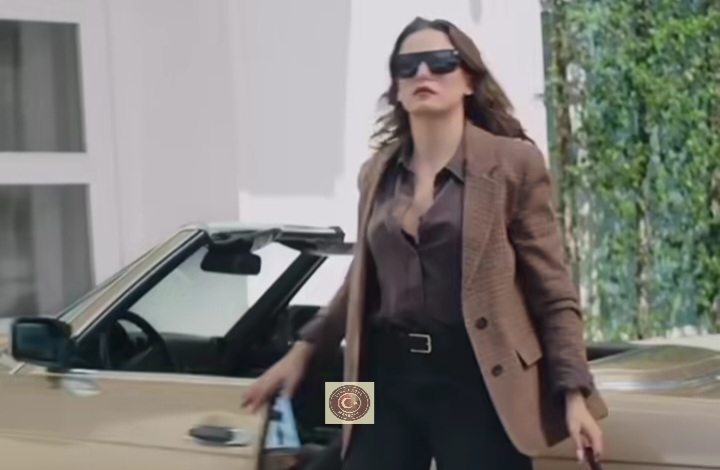 Serenay Sarıkaya’nın göz kamaştıran pozları Türk Haber Magazin kameralarında!