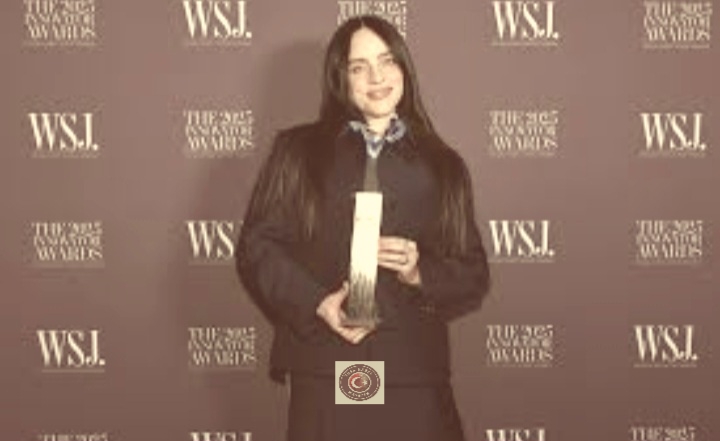 Billie Eilish, WSJ ödül gecesinde hem konuşmasıyla hem bağışıyla büyüledi! Türk Haber Magazin’de… Billie Eilish, WSJ ödül gecesinde hem konuşmasıyla hem bağışıyla büyüledi! Türk Haber Magazin’de…