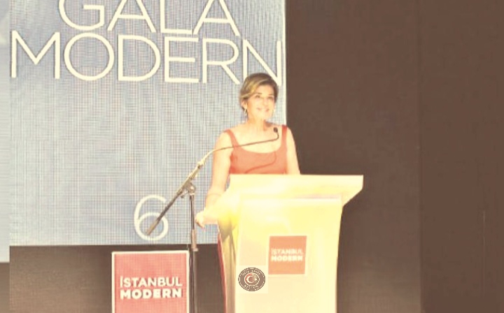 Gala Modern şıklık yarışı başladı! 13 Aralık’ta sosyete ışıltılı bir geceye hazırlanıyor Gala Modern şıklık yarışı başladı! 13 Aralık’ta sosyete ışıltılı bir geceye hazırlanıyor