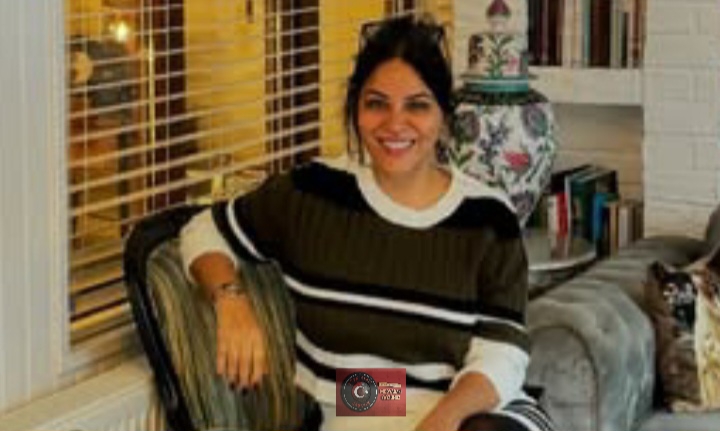 “Hayatımı Kıvanç Tatlıtuğ oynasın!” Zara ile gündem yaratacak sohbet! Türk Haber Magazin’e özel röportaj “Hayatımı Kıvanç Tatlıtuğ oynasın!” Zara ile gündem yaratacak sohbet! Türk Haber Magazin’e özel röportaj