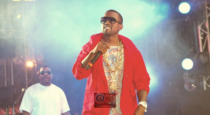 Dünya starı Türkiye’ye geliyor! Kanye West İstanbul’da sahne alacak! Türk Haber Magazin’de…