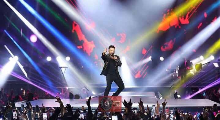 Megastar Tarkan sessizliğini bozdu! “Milli Marş” yorumu Türkiye’yi ayağa kaldırdı! Türk Haber Magazin’de… Megastar Tarkan sessizliğini bozdu! “Milli Marş” yorumu Türkiye’yi ayağa kaldırdı! Türk Haber Magazin’de…